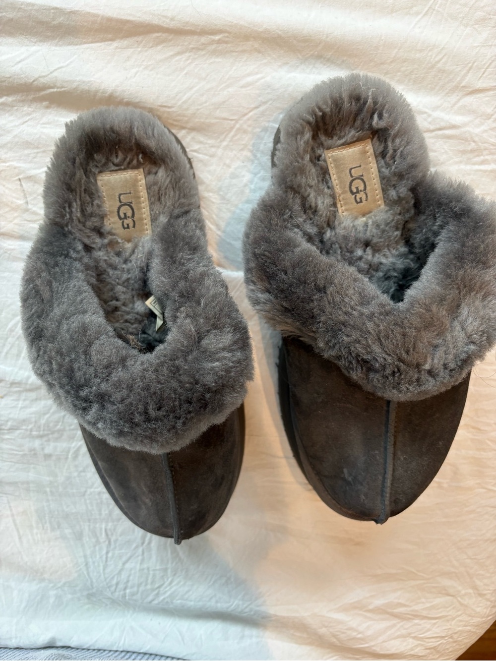 Used platform UGGs - Picture 4 of 5